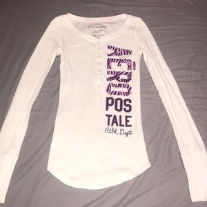 white Aeropostale long sleeve shirt , XS